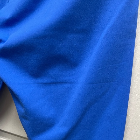 New yoga pant leggings Buttery soft feel Fits like a Large see measurements - Picture 6 of 11